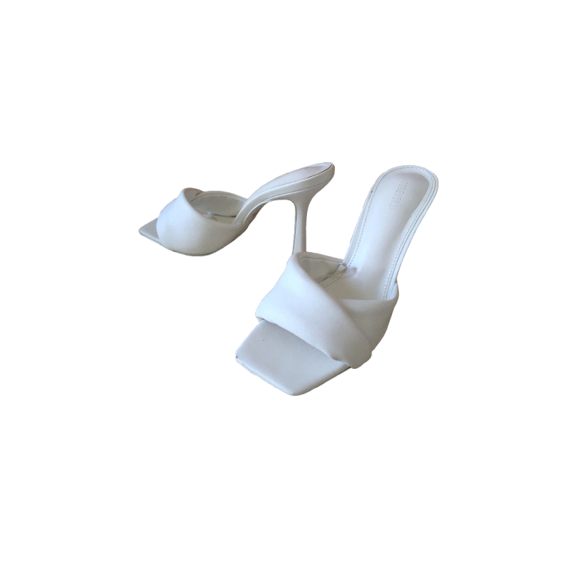 FOREVER 21 White heel slides