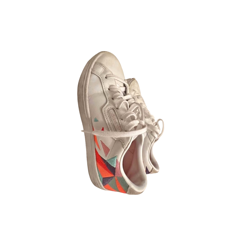 Adidas Sleek Design – White/Tech Purple/Crystal White (Size 36)