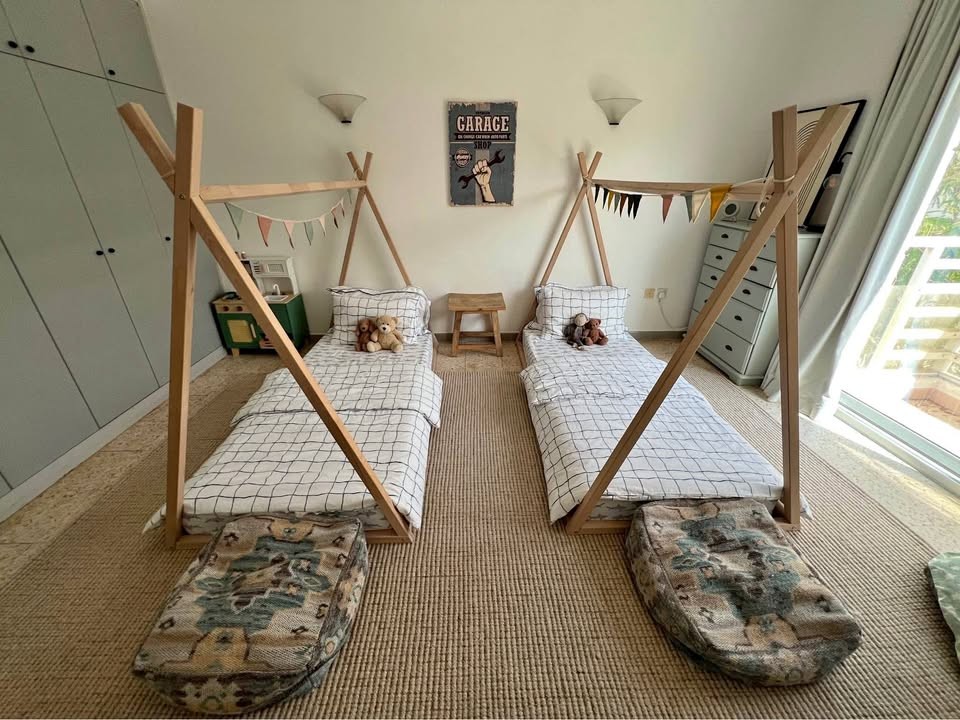 Pair of kids single floor beds